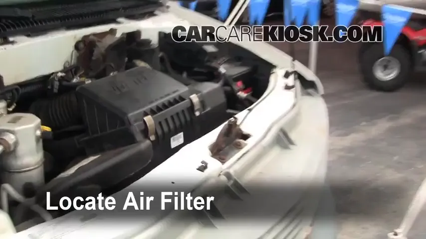 2001 Chevrolet Astro 4.3L V6 Extended Cargo Van Air Filter (Engine) Replace